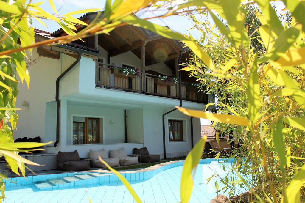 Gartenresidence Stephanie By Hotel Rotwand Laives Exterior photo